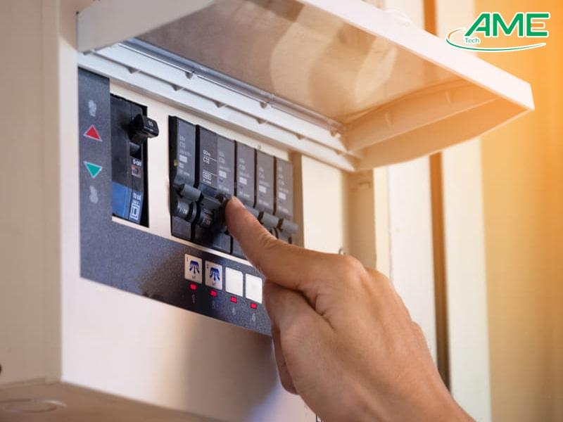 Aptomat bị nhảy do chập điện (ngắn mạch)